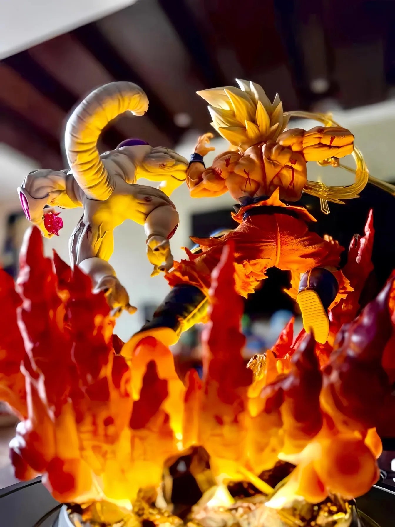Estátua Colecionador - Goku vs Freeza - Dragon Ball