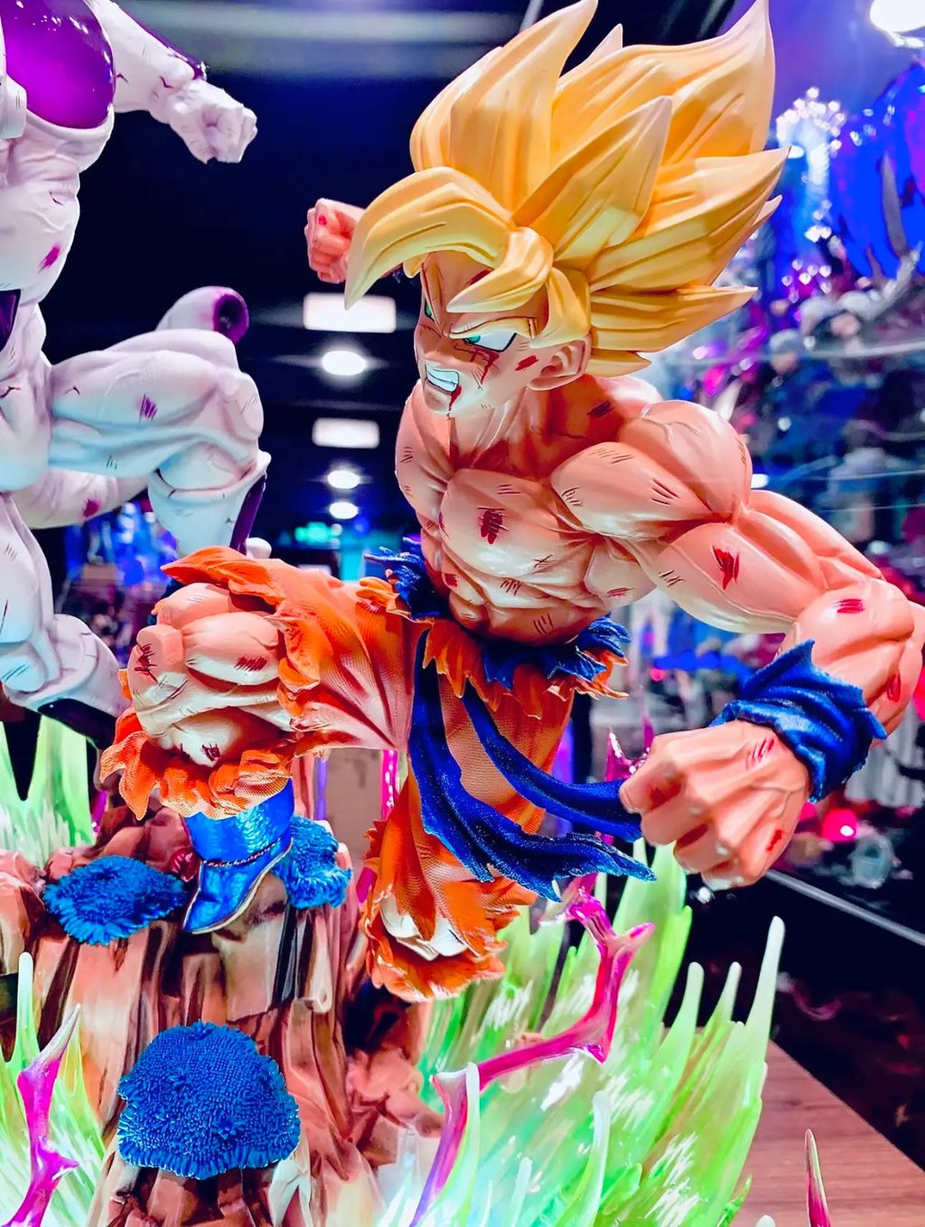 Estátua Colecionador - Goku vs Freeza v2 - Dragon Ball