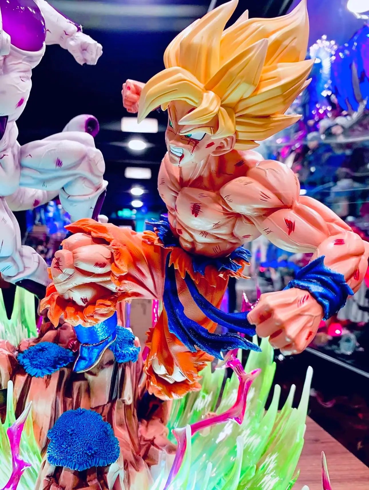 Estátua Colecionador - Goku vs Freeza v2 - Dragon Ball