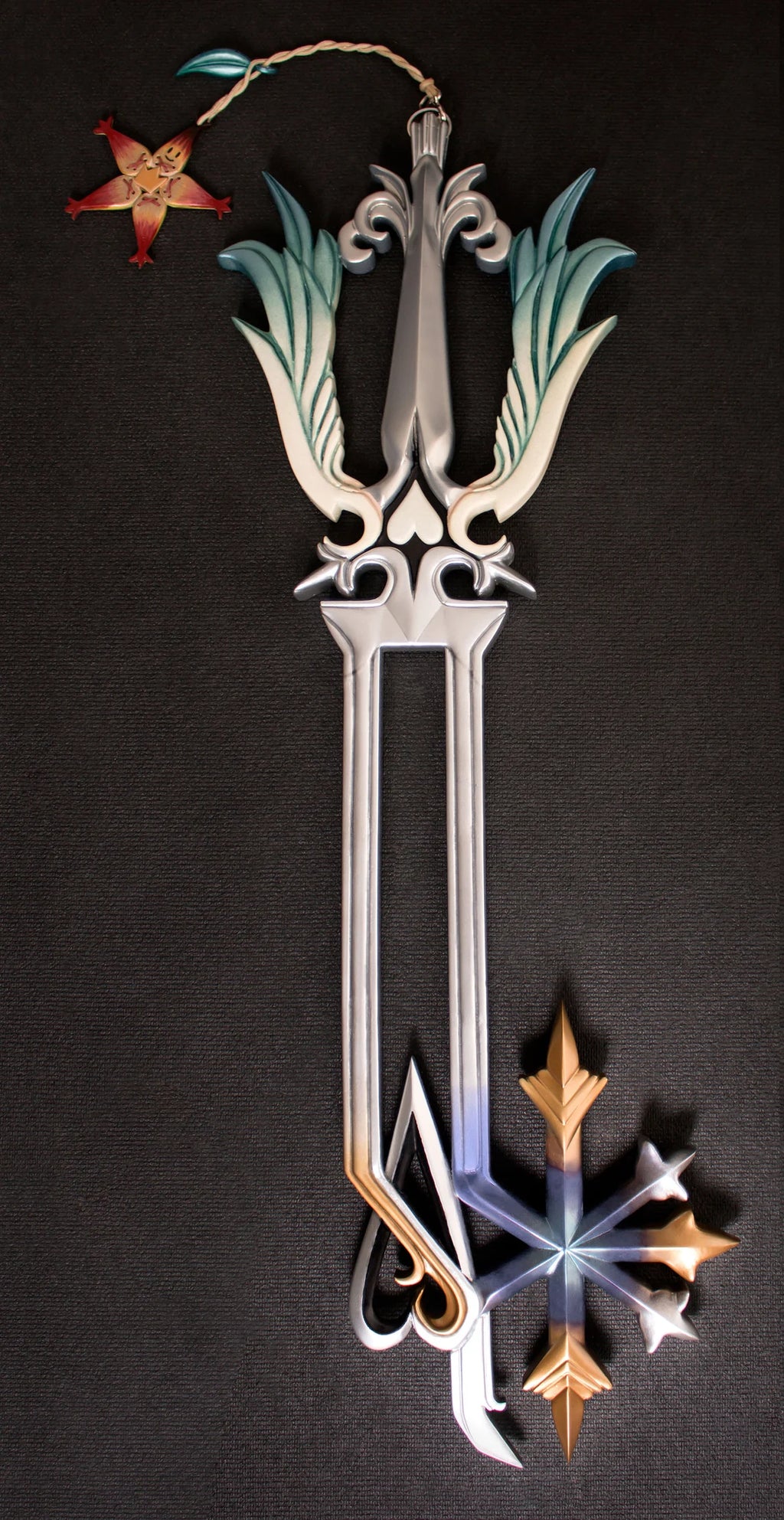 LIGHT &amp; SHADOW Keyblades - Kingdom Hearts