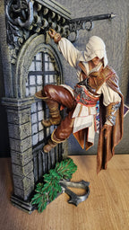 Collector's Statue - Ezio Auditore da Firenze - Assassin's Creed