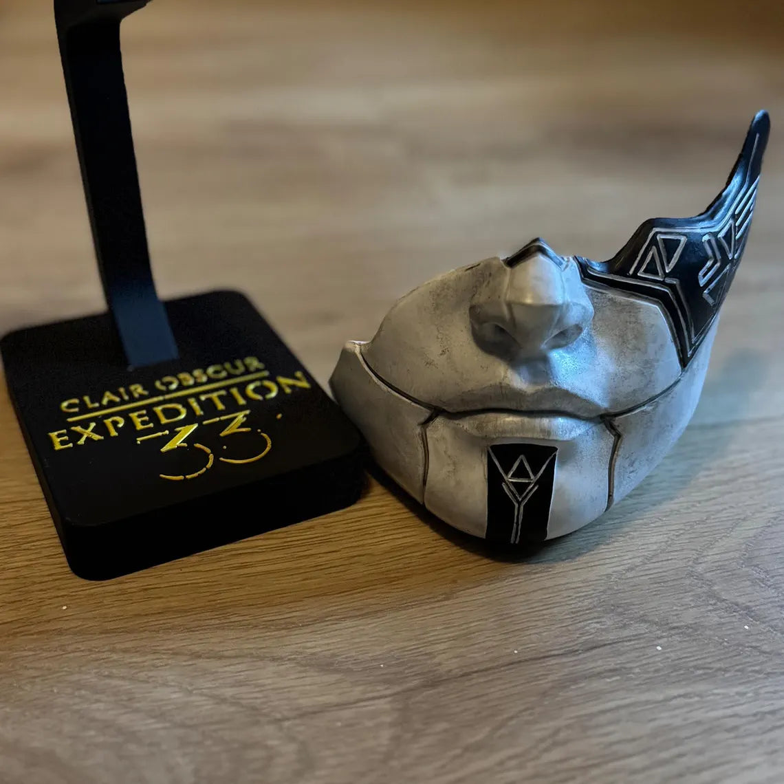 Alicia Replica Mask - Clair Obscur: Expedition 33