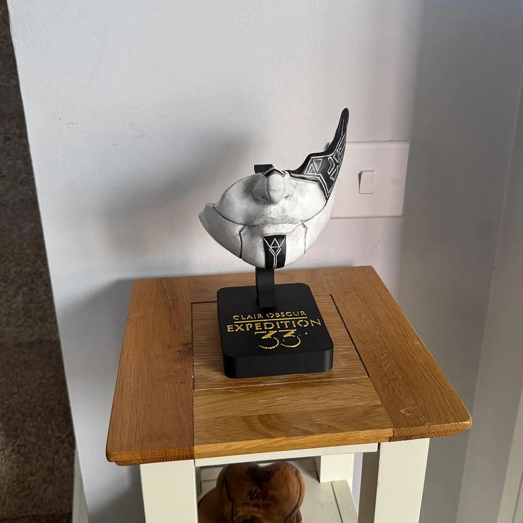 Alicia Replica Mask - Clair Obscur: Expedition 33