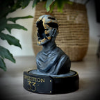 Statue Collector Curator - Clair Obscur: Expedition 33